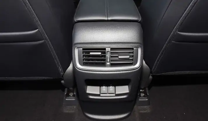汽車行業(yè)塑料膠水，找源頭生產廠家聚力，良品率高